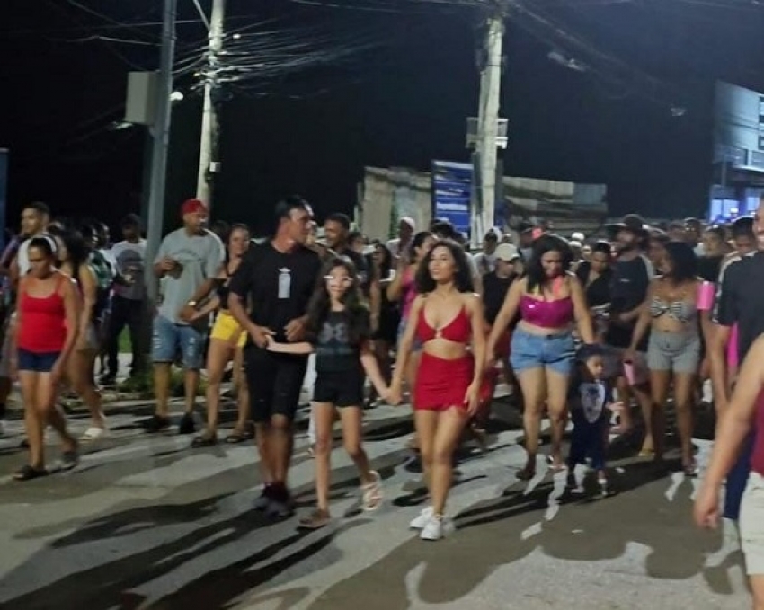 Boi da Manta anima Lagoa de Santo Antônio, na noite desta segunda-feira (03)